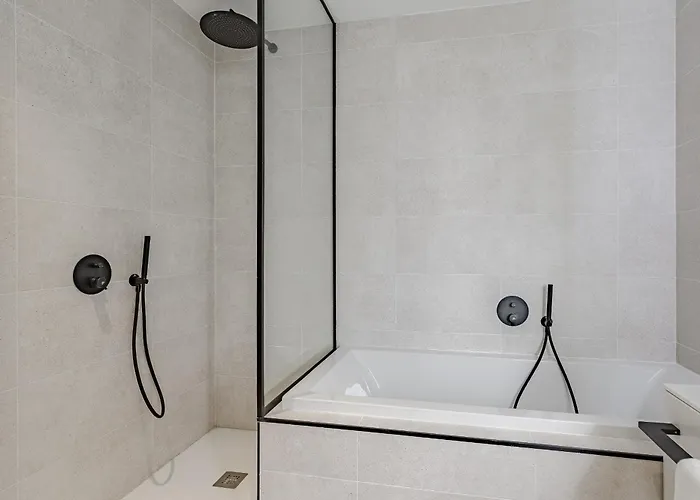 Estandar 6 - Casangular By Upper ヴィラ *