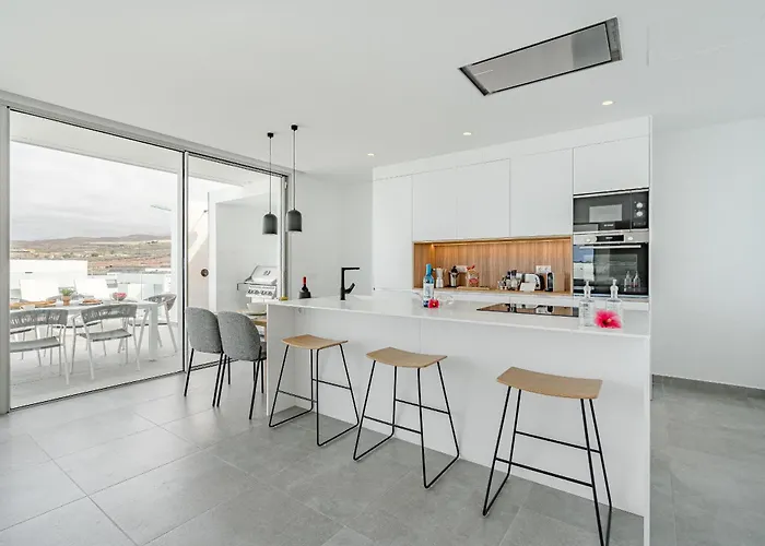 Estandar 6 - Casangular By Upper Адехе