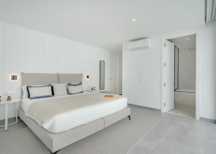 Estandar 6 - Casangular By Upper *