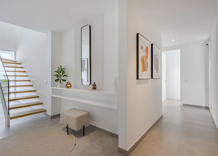 Estandar 6 - Casangular By Upper * Адехе